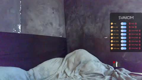 Snapshot of diemond_latinx98 chatting on April 2026 02:01:02 PM diemond_latinx98 online show from April 2026 02:01:02 PM