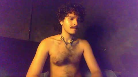 Snapshot of diemond_latinx98 chatting on May 2026 04:19:02 AM diemond_latinx98 online show from May 2026 04:19:02 AM
