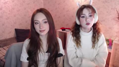 Hi im Alice 3 Im usualy online 03-10 or 17-21 UTC0 online show from December 2025 07:42:02 PM