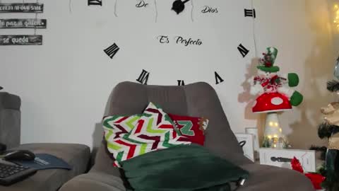 Snapshot of dilaan_carter chatting on December 2024 03:11:01 PM joshua online show from December 2024 03:11:01 PM