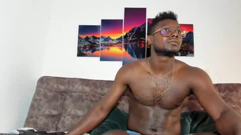 Snapshot of dilaan_carter chatting on November 2025 07:17:01 PM joshua online show from November 2025 07:17:01 PM