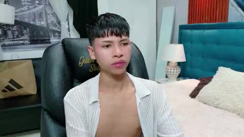 Snapshot of dilan_911 chatting on December 2025 05:53:01 PM DILAN online show from December 2025 05:53:01 PM