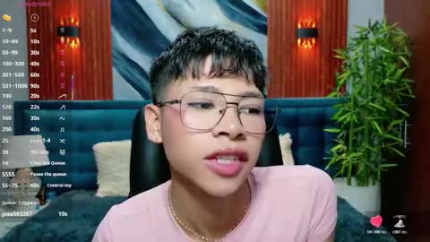 Snapshot of dilan_911 chatting on January 2026 06:33:01 PM DILAN online show from January 2026 06:33:01 PM