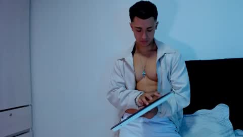 Snapshot of dilan_coy chatting on February 2025 04:15:02 PM Dilan Coy online show from February 2025 04:15:02 PM