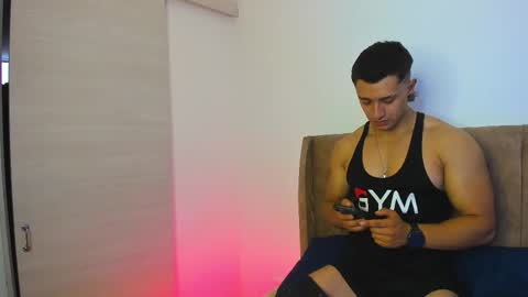 Snapshot of dilan_coy chatting on January 2026 08:56:01 PM Dilan Coy online show from January 2026 08:56:01 PM