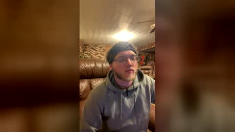 Daddy online show from February 2026 05:22:02 AM