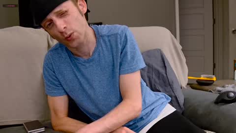 Dilldough405 online show from December 2024 09:11:02 PM