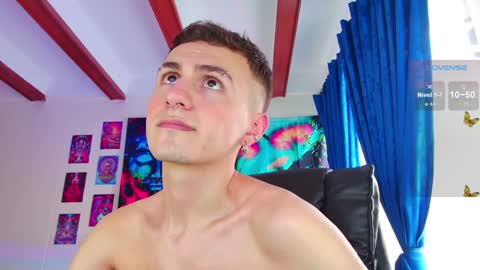 Snapshot of dimitri_bilak_ chatting on December 2024 09:45:01 PM Julian Independent Model online show from December 2024 09:45:01 PM