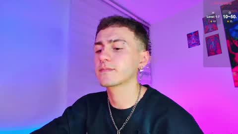 Julian Independent Model online show from April 2026 11:13:01 PM