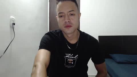 Snapshot of dimitri_quiet chatting on December 2024 02:19:01 AM Dimitri online show from December 2024 02:19:01 AM