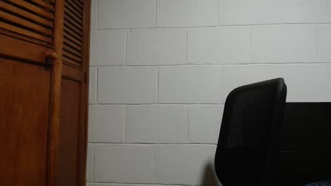 Snapshot of dimitri_quiet chatting on February 2026 04:11:01 AM Dimitri online show from February 2026 04:11:01 AM