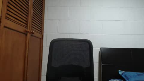 Snapshot of dimitri_quiet chatting on February 2026 07:40:01 AM Dimitri online show from February 2026 07:40:01 AM