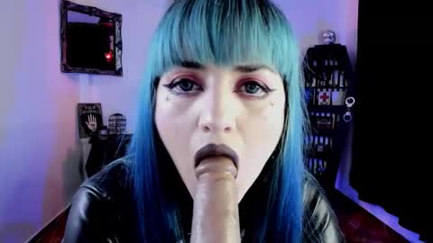 dimmuanddarkness online show from November 2025 05:05:01 AM