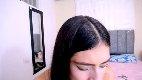 DINA online show from January 2026 06:21:01 PM