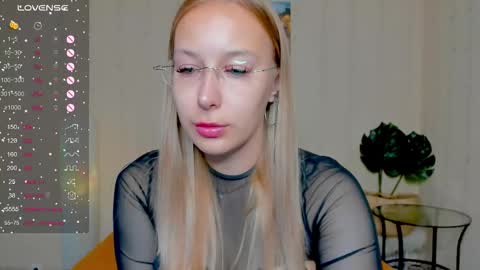 Dina online show from September 2025 03:08:02 AM