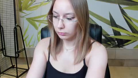 Dina online show from May 2026 12:24:01 PM