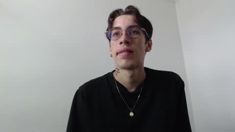 Snapshot of dio_star chatting on November 2025 02:05:04 PM Dio online show from November 2025 02:05:04 PM