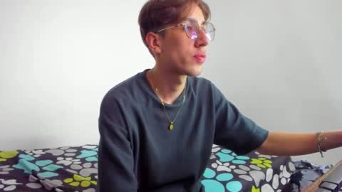 Snapshot of dio_star chatting on December 2025 03:21:02 PM Dio online show from December 2025 03:21:02 PM