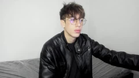 Snapshot of dio_star chatting on December 2025 12:00:02 PM Dio online show from December 2025 12:00:02 PM