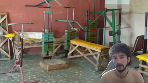 Snapshot of dioni_soe chatting on March 2025 05:39:02 PM Henry online show from March 2025 05:39:02 PM