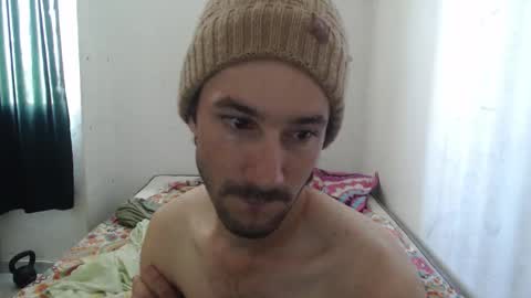 Snapshot of dioni_soe chatting on October 2025 03:54:01 PM Henry online show from October 2025 03:54:01 PM