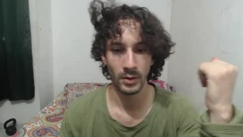 Snapshot of dioni_soe chatting on October 2025 02:20:01 AM Henry online show from October 2025 02:20:01 AM