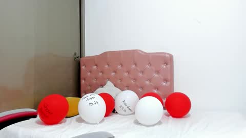 Snapshot of diosgriego3 chatting on February 2026 01:52:02 PM isa y romeo online show from February 2026 01:52:02 PM