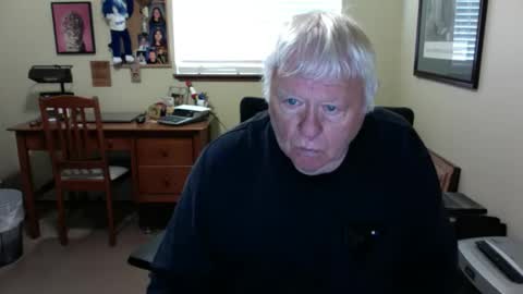 Snapshot of dirtrider195080438 chatting on June 2026 04:28:02 PM dirtrider195080438 online show from June 2026 04:28:02 PM
