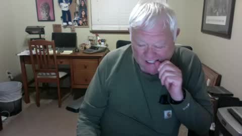 Snapshot of dirtrider195080438 chatting on July 2026 05:21:01 AM dirtrider195080438 online show from July 2026 05:21:01 AM