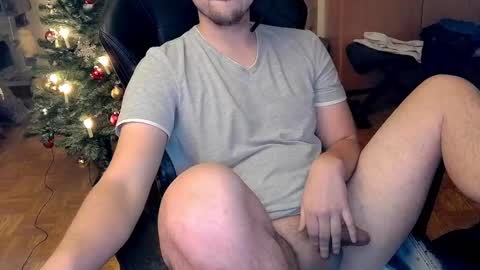 Snapshot of dirty_fun_boy chatting on December 2024 03:20:02 PM dirty_fun_boy online show from December 2024 03:20:02 PM