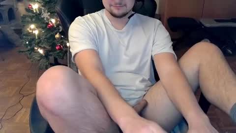 Snapshot of dirty_fun_boy chatting on January 2025 02:14:02 PM dirty_fun_boy online show from January 2025 02:14:02 PM