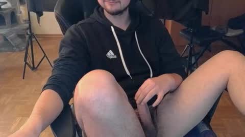 Snapshot of dirty_fun_boy chatting on October 2025 09:54:02 AM dirty_fun_boy online show from October 2025 09:54:02 AM