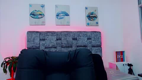 Snapshot of dirty_model chatting on September 2025 01:38:02 AM dirty model online show from September 2025 01:38:02 AM