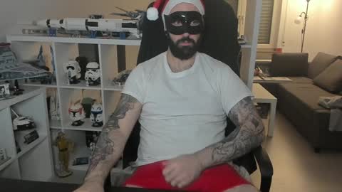 Robert online show from December 2024 11:42:01 PM