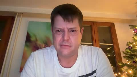 Snapshot of dirtybastard81 chatting on December 2025 04:30:01 AM Jan online show from December 2025 04:30:01 AM