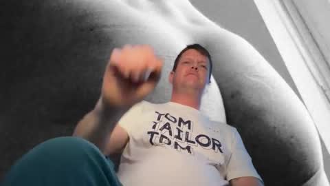 Snapshot of dirtybastard81 chatting on February 2026 05:19:02 AM Jan online show from February 2026 05:19:02 AM