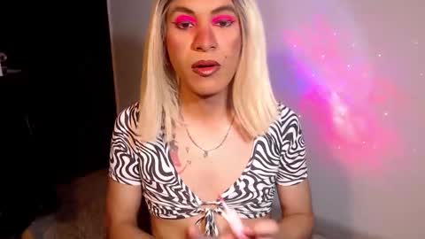 Snapshot of dirtydanezka chatting on November 2025 03:23:02 AM dirtydanezka online show from November 2025 03:23:02 AM