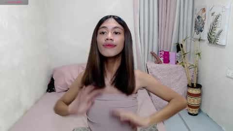 Ivana  Yanna and Elisha online show from May 2026 11:17:02 AM