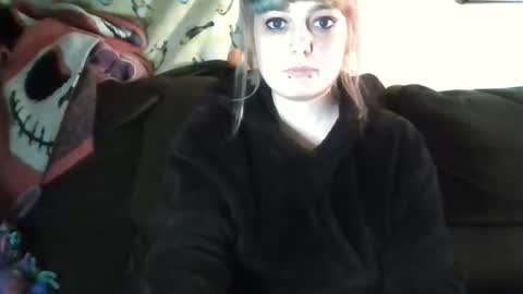 Snapshot of dirtyxhippie21 chatting on January 2026 04:16:01 AM Crystal online show from January 2026 04:16:01 AM