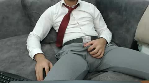 dirtyybooyy77 online show from November 2025 11:05:01 PM