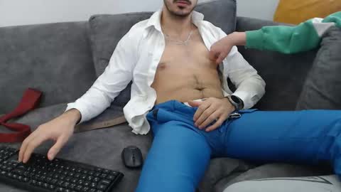 dirtyybooyy77 online show from January 2026 11:59:02 AM