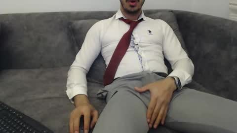 dirtyybooyy77 online show from April 2026 04:23:01 PM