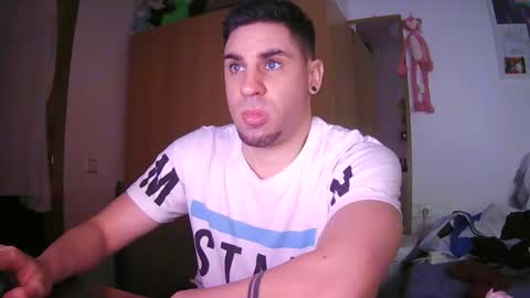 Snapshot of diselobienclaro chatting on December 2025 10:39:02 PM diselobienclaro online show from December 2025 10:39:02 PM