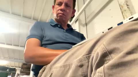 sexyguy online show from November 2025 09:15:01 PM