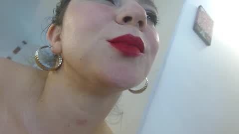 Snapshot of disneey2888 chatting on February 2026 03:53:02 PM disneey2888 online show from February 2026 03:53:02 PM