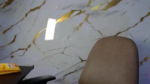 disyamil_pineda online show from June 2026 02:58:01 AM