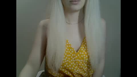 Snapshot of ditamilton chatting on January 2025 12:33:01 PM DitaMilton online show from January 2025 12:33:01 PM