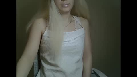 Snapshot of ditamilton chatting on February 2025 08:20:02 PM DitaMilton online show from February 2025 08:20:02 PM