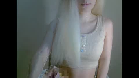 Snapshot of ditamilton chatting on March 2025 07:59:02 PM DitaMilton online show from March 2025 07:59:02 PM