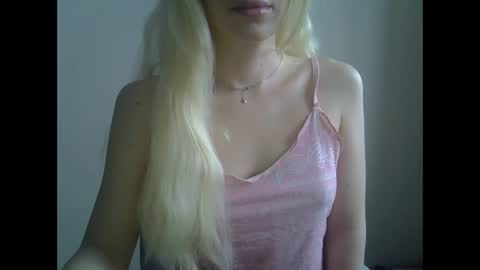 DitaMilton online show from January 2026 10:31:02 AM